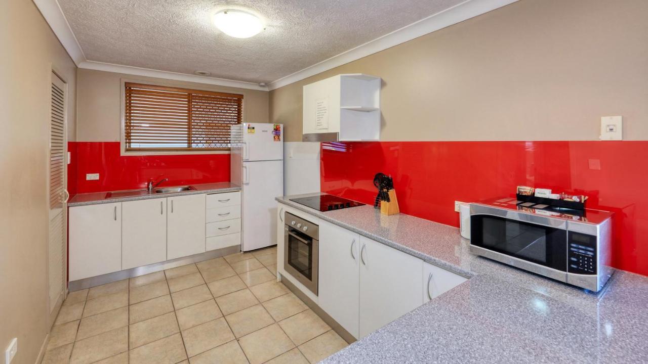 James Street Motor Inn Туумба Екстериор снимка
