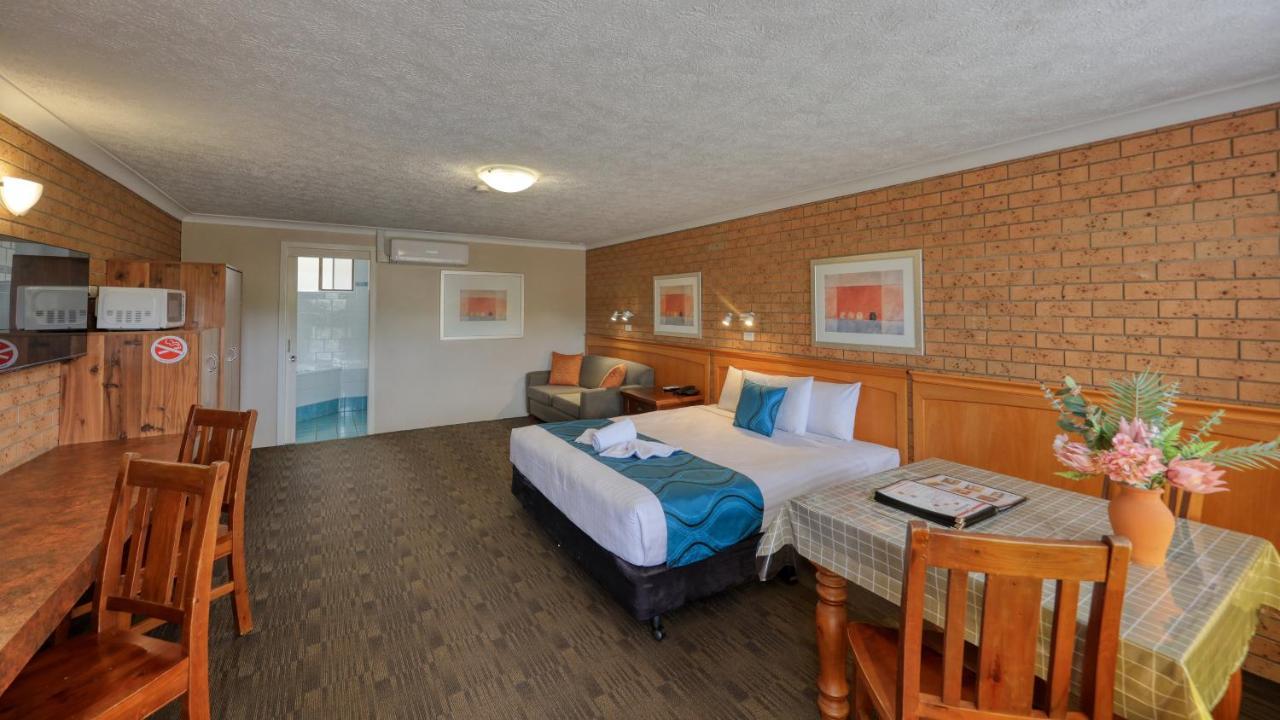 James Street Motor Inn Туумба Екстериор снимка