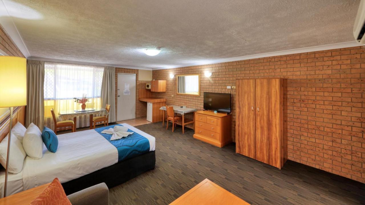 James Street Motor Inn Туумба Екстериор снимка
