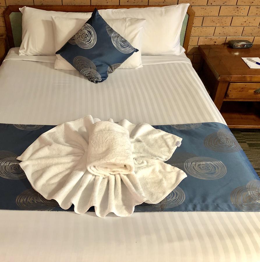 James Street Motor Inn Туумба Екстериор снимка